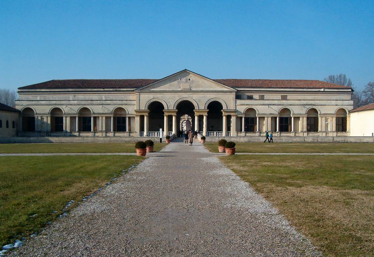 Veduta di Palazzo Te
